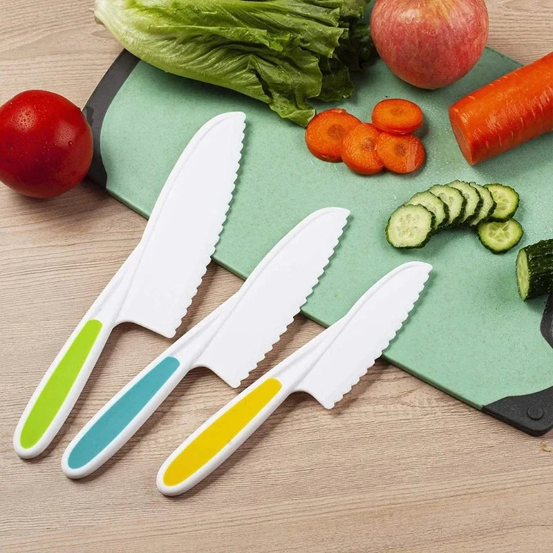 Children's Kitchen Tool Set with Safe Design