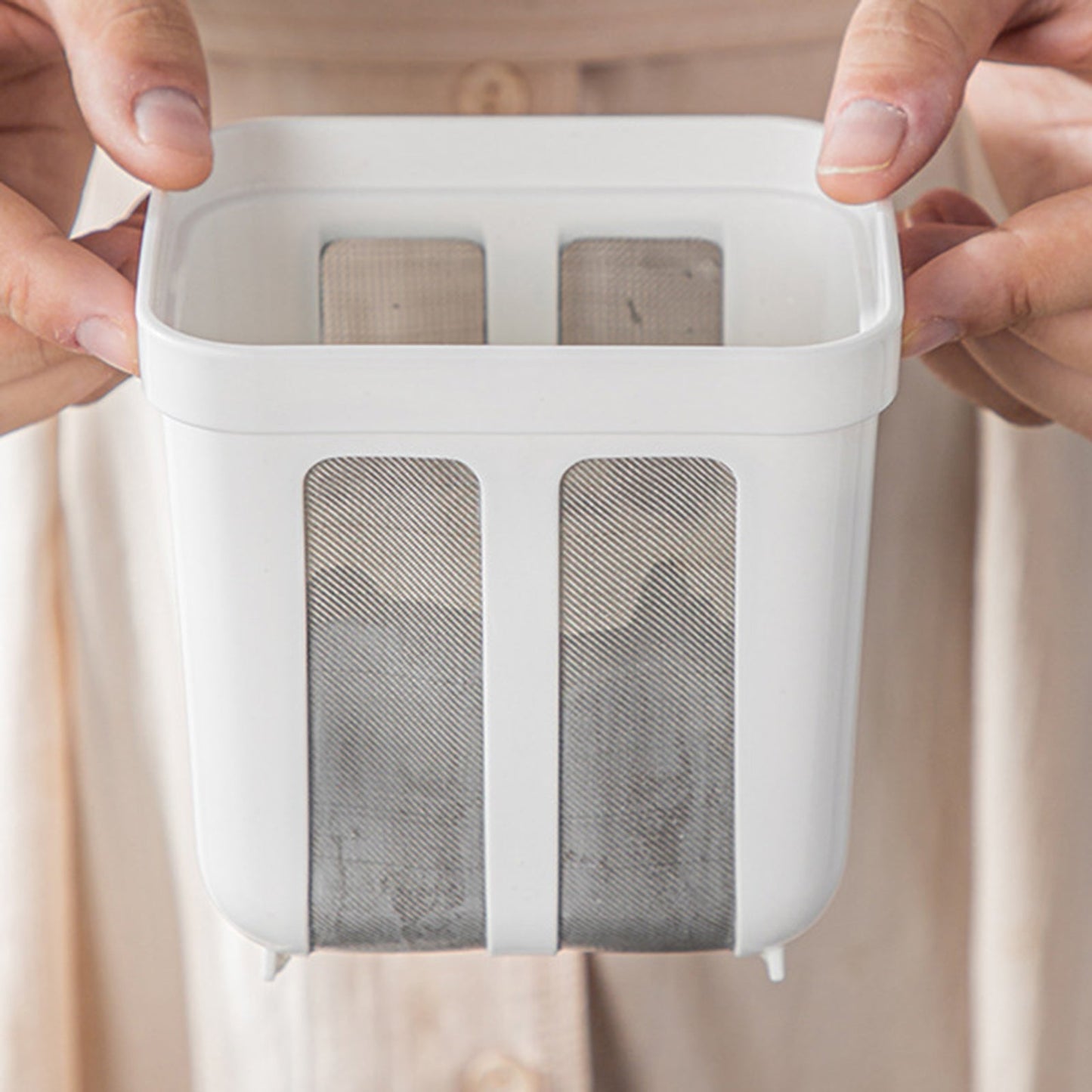 Mesh Yogurt Strainer with 1100ml Capacity and Drip Collection Container