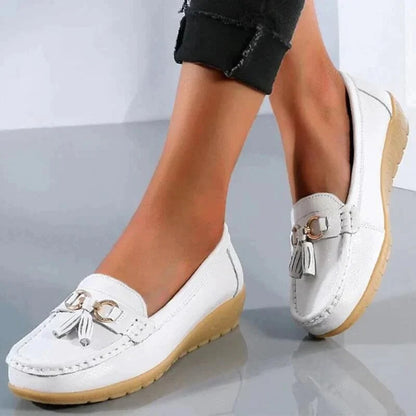 Women’s Leather Loafers with Insole Curve Design