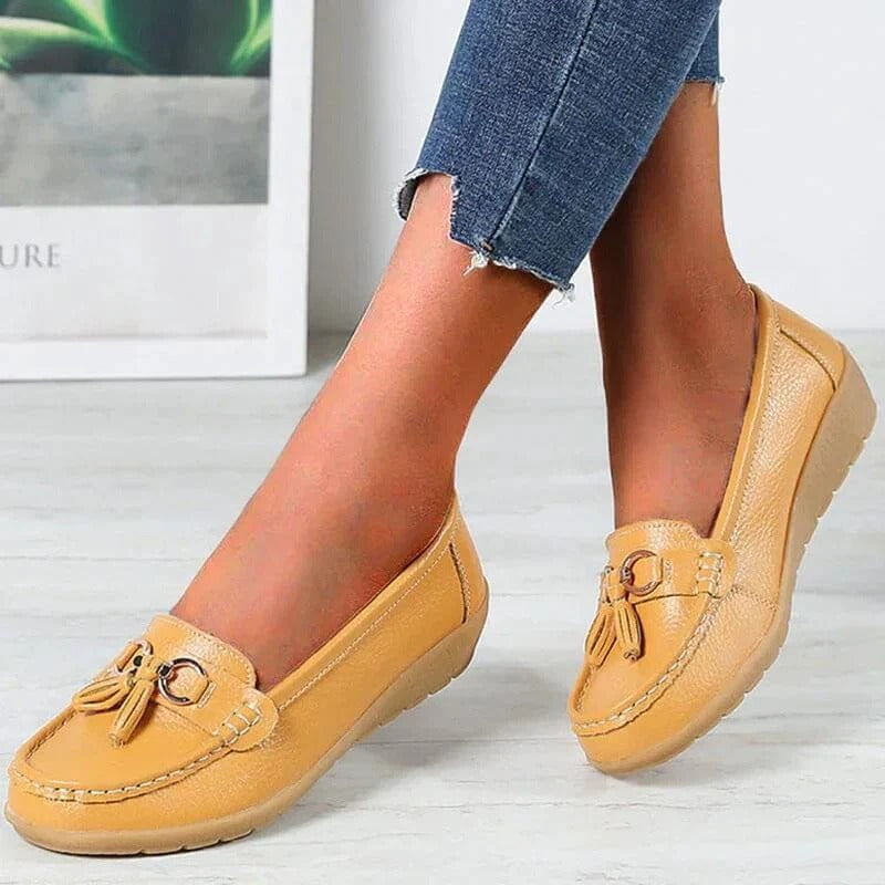 Women’s Leather Loafers with Insole Curve Design