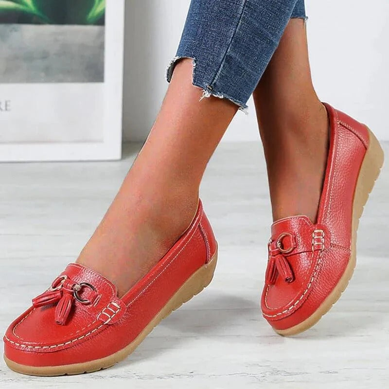 Women’s Leather Loafers with Insole Curve Design