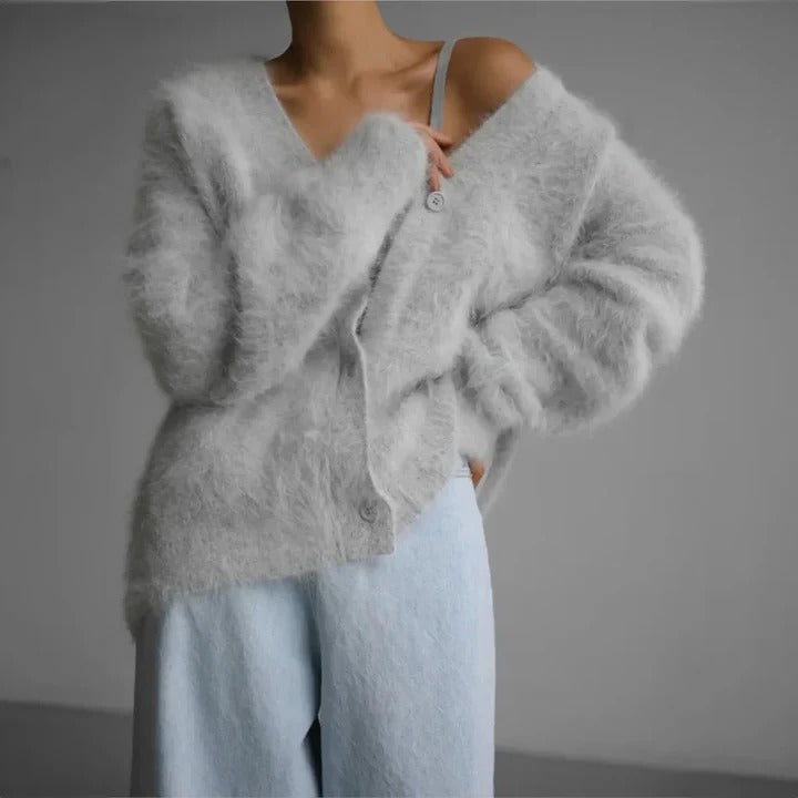 Women’s Cashmere Knit Sweater