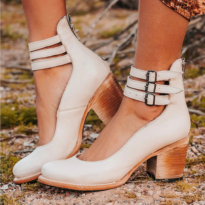 Strappy Women's Sandals with Cushioned Footbed