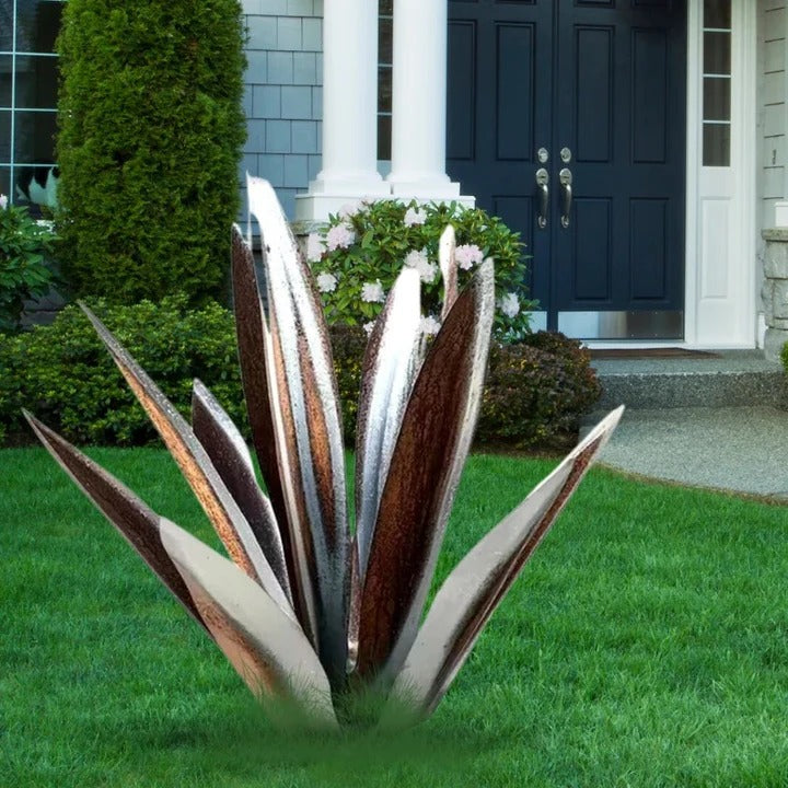 Metal Agave Americana Style Garden Decor for Indoor or Outdoor Display