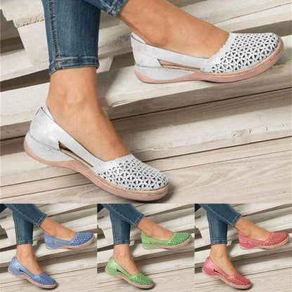 Women's Casual Flats with Wide Toe Box and Built In Arch Support