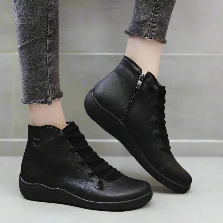 Women's Side-Zip Ankle Boots with Round Toe and Block Heel Design