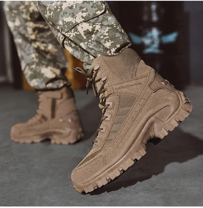 Men’s Insulated Tactical Winter Boots with Warm Lining and Rugged Grip