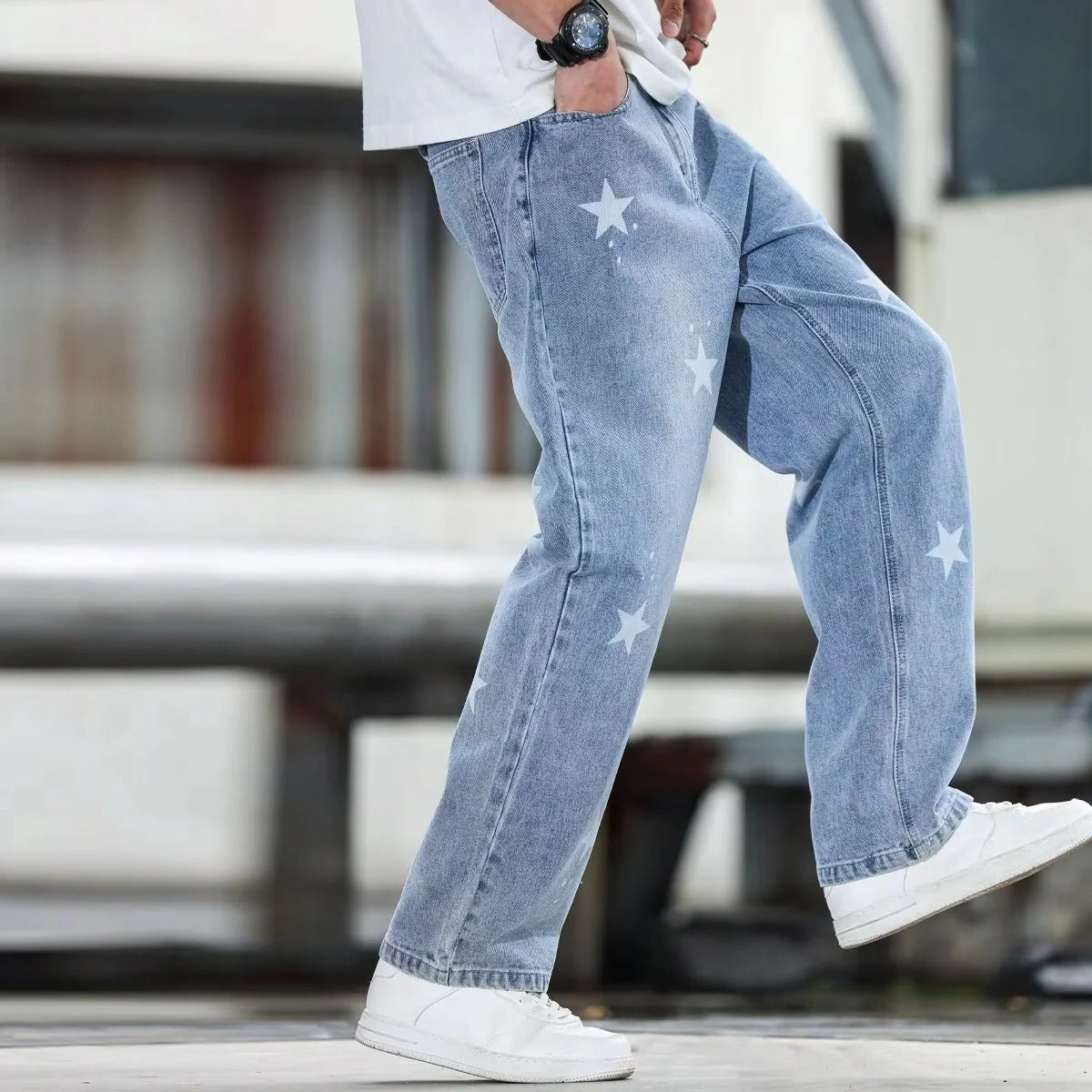 Men's Relaxed Fit Straight Cut Jeans with Wide Leg Design